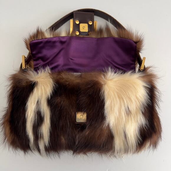 Vintage Fendi Skunk Fur Baguette - Picture 6 of 10